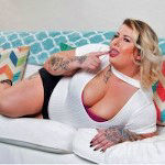 BBW threesome