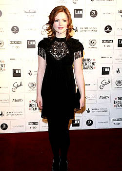 Anna Paquin & Holliday Grainger naked and hot lesbian sex